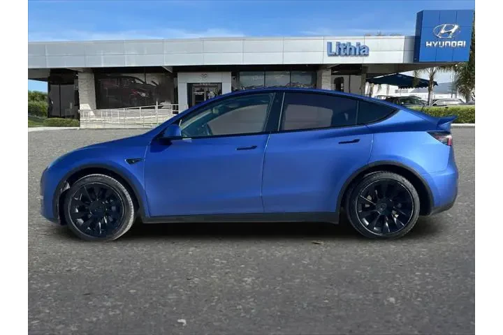 $30999 : Tesla Model Y 2023 AWD Long image 6