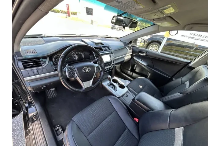 $9990 : 2014 Camry SE image 10