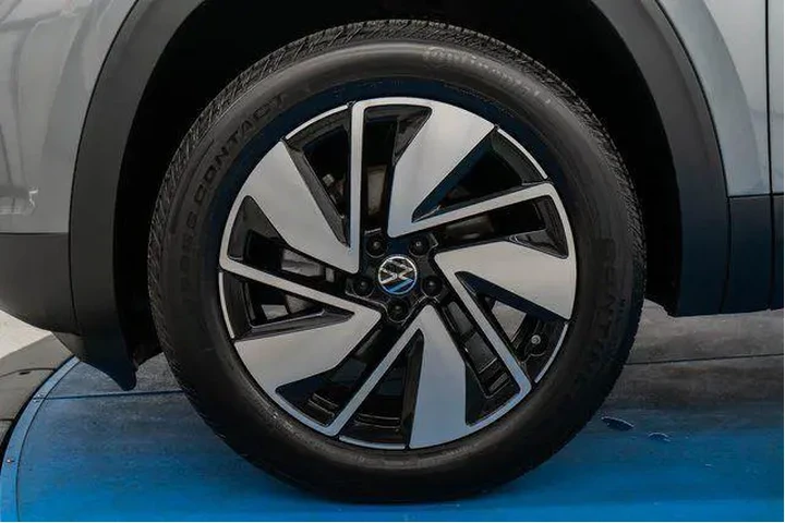 $34916 : Volkswagen Atlas 2025 AWD SE image 2