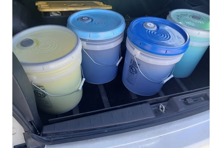 Cubetas 5 galones jabon image 5