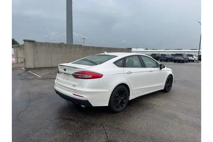 $19982 : Ford Fusion 2019 SE 4dr Seda image 8