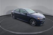 $24000 : PRE-OWNED 2021 TOYOTA CAMRY SE thumbnail