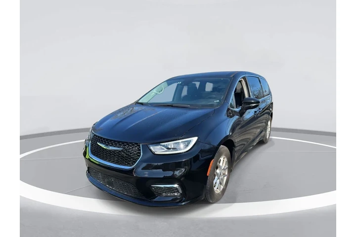 $27990 : Chrysler Pacifica 2024 Touri image 4