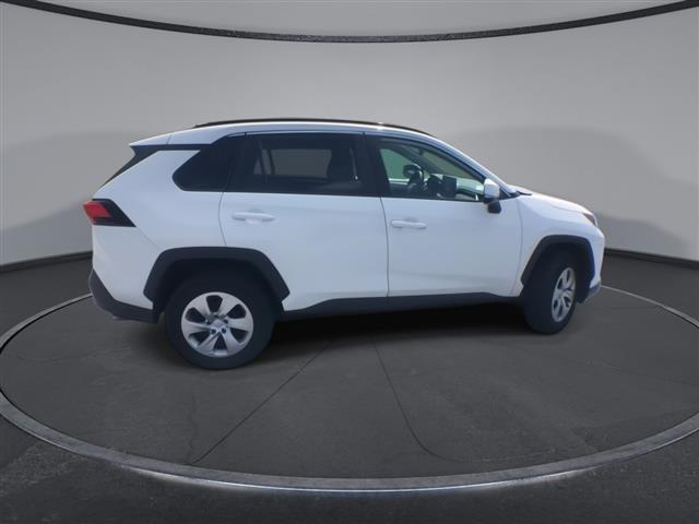 $24900 : PRE-OWNED 2021 TOYOTA RAV4 LE image 9