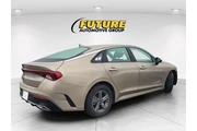 $23999 : Kia K5 2022 LXS 4dr Sedan thumbnail