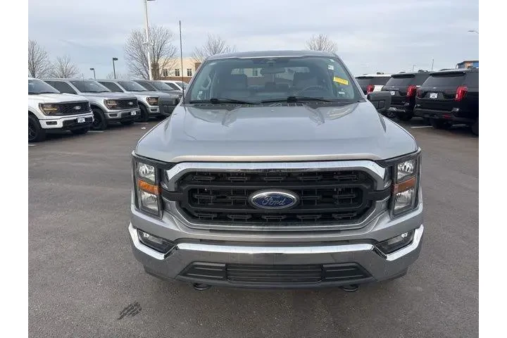 $37000 : Ford F-150 2023 4x4 XL 4dr S image 2