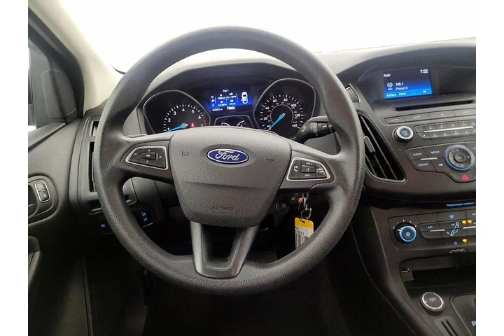 $12998 : Ford Focus 2015 S 4dr Sedan image 10