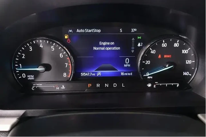 $27037 : Ford Explorer 2024 AWD XLT 4 image 4