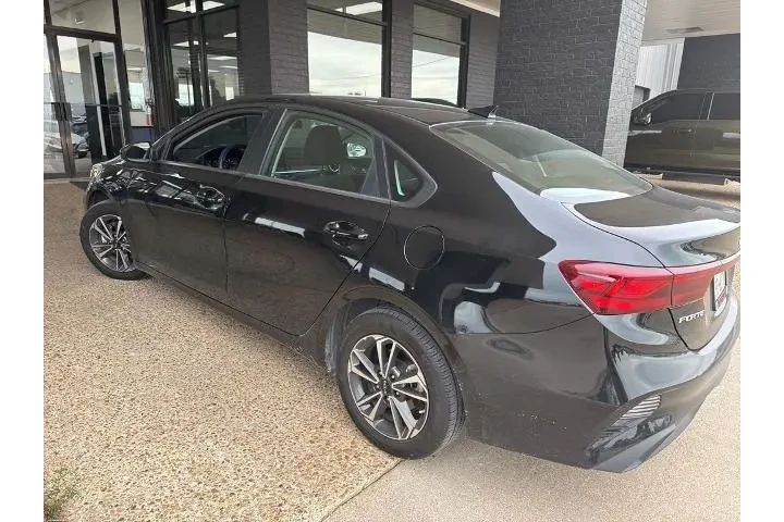 $19431 : Kia Forte 2024 LX 4dr Sedan image 4