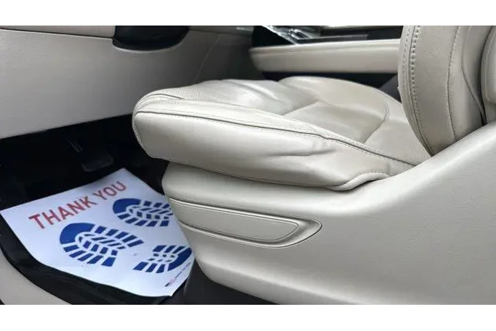 $35643 : Lincoln Navigator L 2019 4x4 image 10