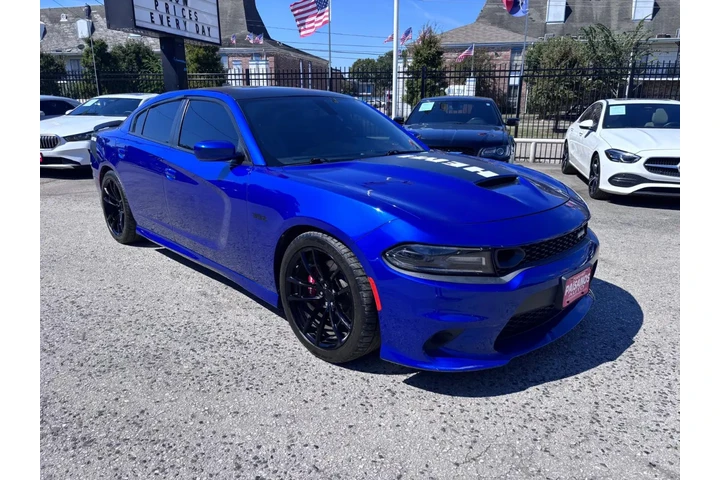 2019 Charger Daytona Scat Pack image 3