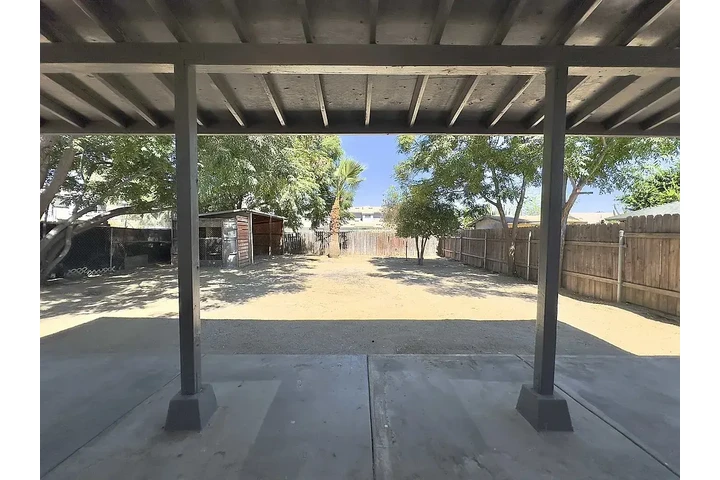 $800 : charming HOME ..San Bernardino image 7