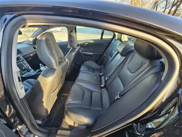 $4995 : 2012 S60 T6 image 9