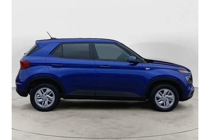 $20888 : Hyundai VENUE 2026 SE 4dr Cr image 6