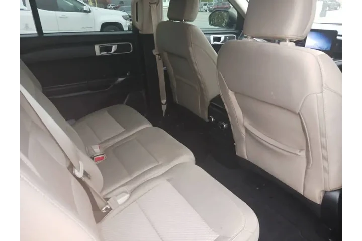 $24900 : 2023 Explorer image 3
