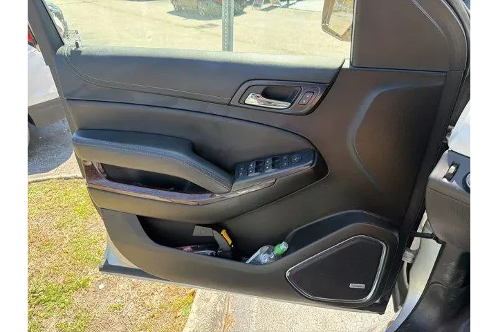 $26991 : GMC Yukon XL 2019 4x2 SLE 4d image 10