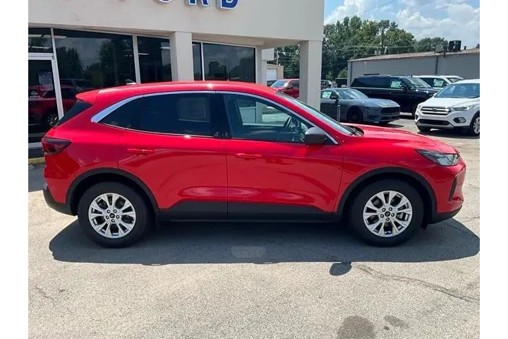 $23988 : Ford Escape 2024 Active 4dr image 2
