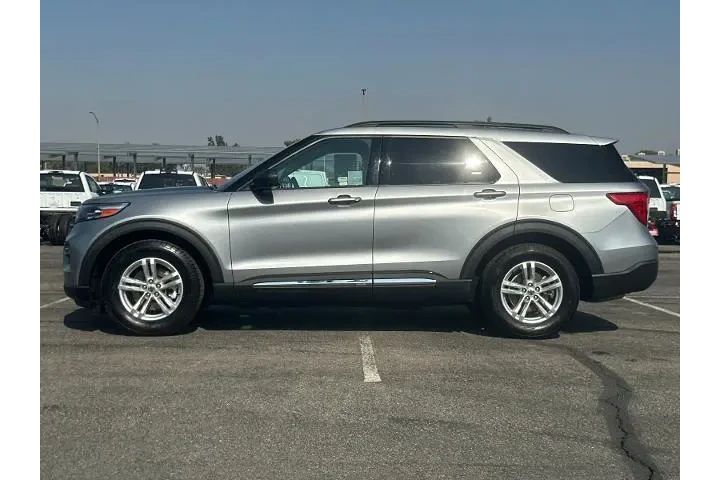 $33990 : Ford Explorer 2022 XLT 4dr S image 6