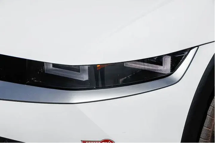 $24777 : Hyundai IONIQ 5 2024 SEL 4dr image 8
