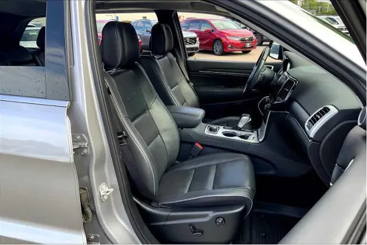 $28888 : Jeep Grand Cherokee 2020 4x4 image 7