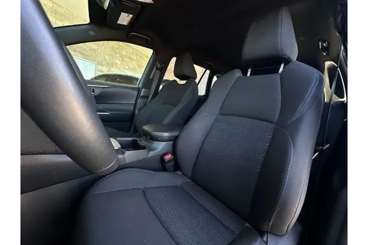 $28995 : Toyota RAV4 Hybrid 2022 AWD image 5