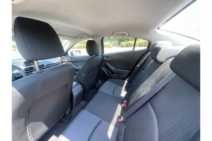 $11000 : 2015 MAZDA3 i SV image 8