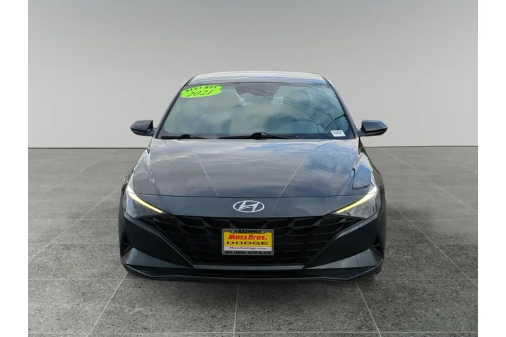 Hyundai ELANTRA 2021 image 8