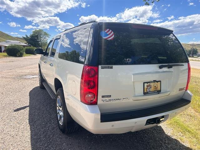 $10995 : 2009 GMC Yukon XL image 6