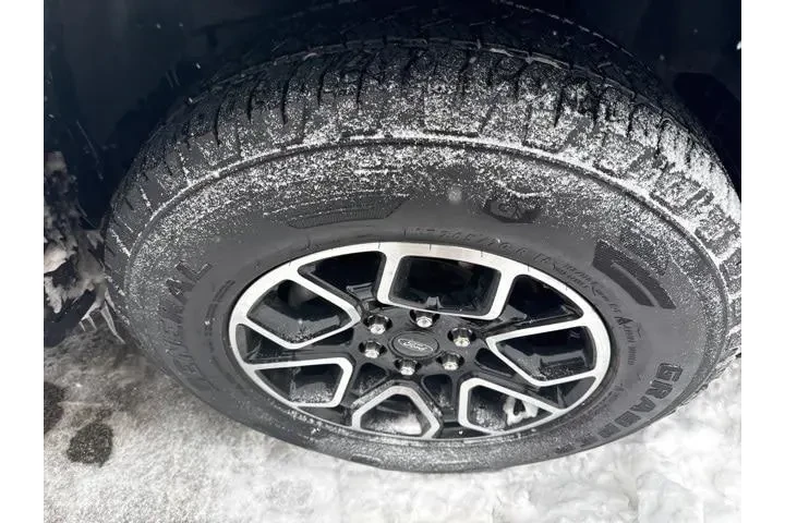 $39258 : Ford F-150 2023 4x4 XL 4dr S image 3