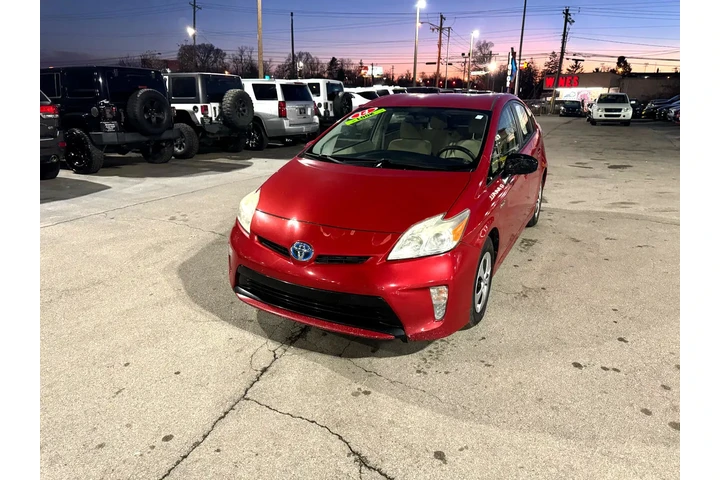 $5980 : 2014 Prius 5dr HB Three (Natl) image 6