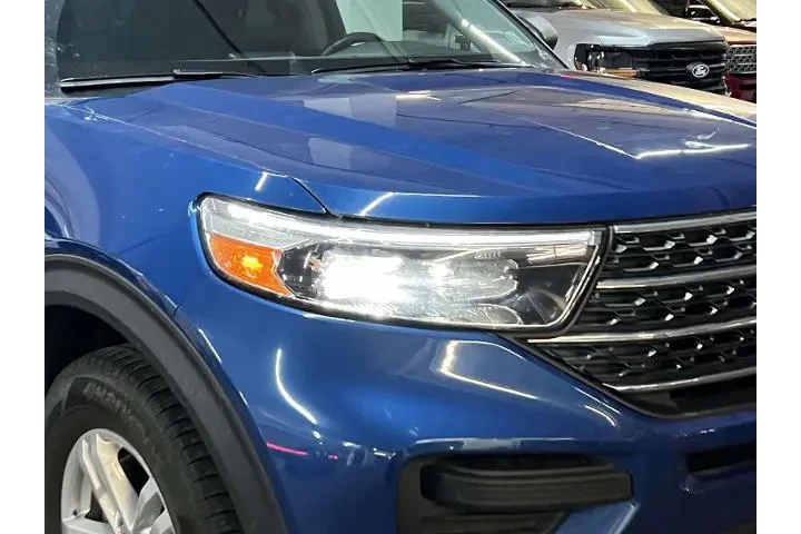 $32898 : Ford Explorer 2023 AWD XLT 4 image 9