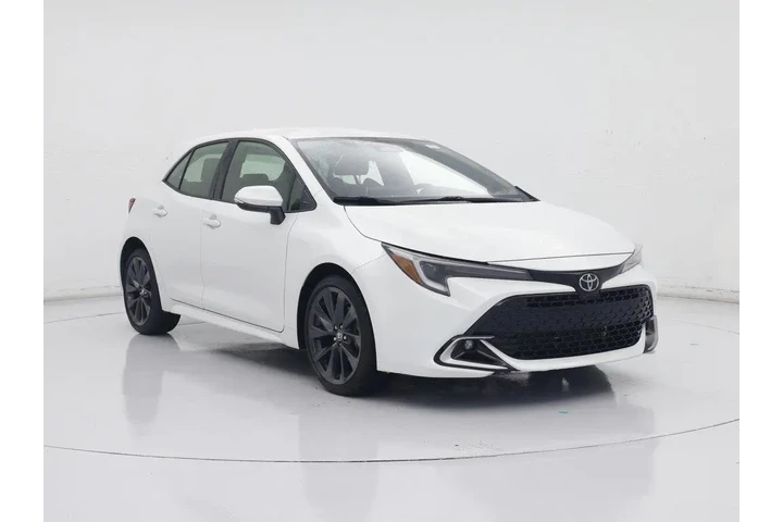 $24998 : Toyota Corolla Hatchback 202 image 1