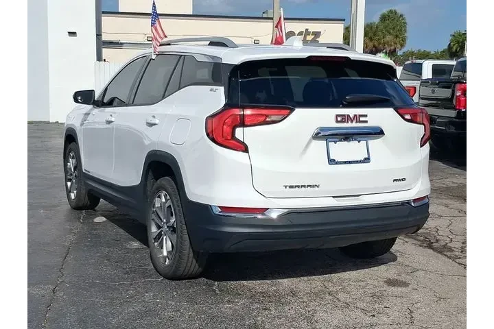 $15990 : GMC Terrain 2020 4x4 SLT 4dr image 3