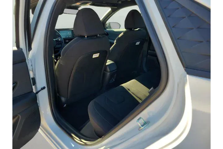 $19919 : Hyundai ELANTRA 2025 SEL Spo image 8