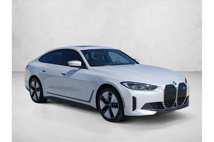 $30973 : BMW i4 2023 eDrive35 Gran Co image 3