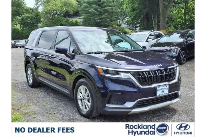 $29488 : Kia Carnival 2024 LX 4dr Min image 4