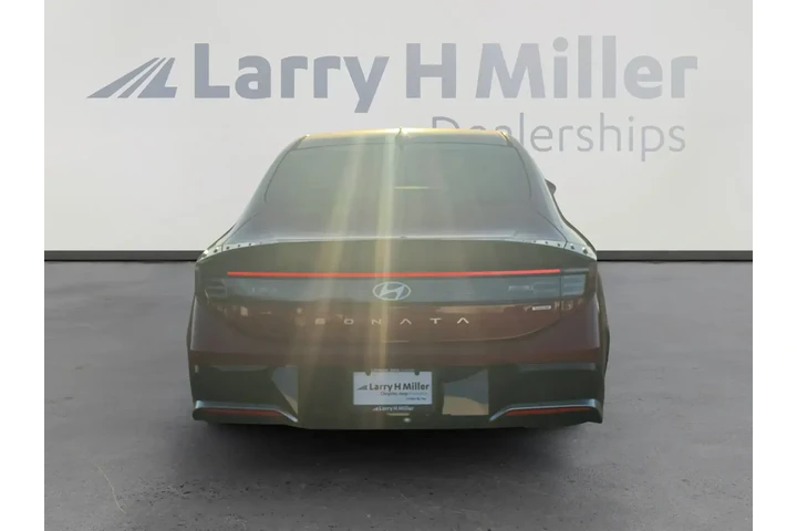 $28301 : Hyundai SONATA Hybrid 2025 S image 4