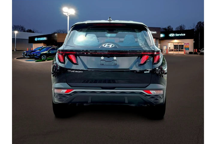 $23923 : Hyundai TUCSON 2024 AWD SE 4 image 6