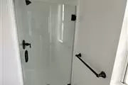 Ventanas y shower door thumbnail