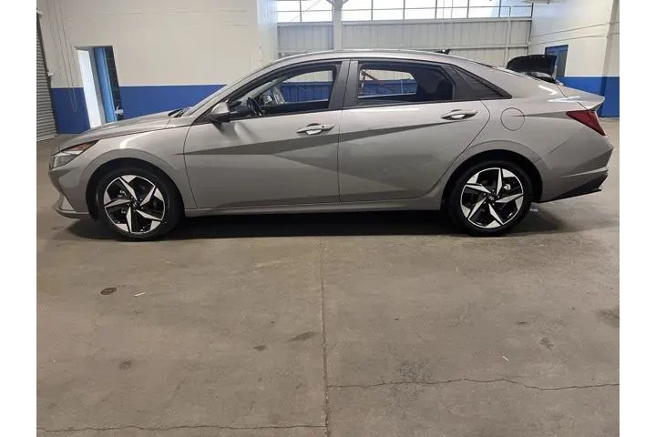 $16546 : Hyundai ELANTRA 2023 SEL 4dr image 6