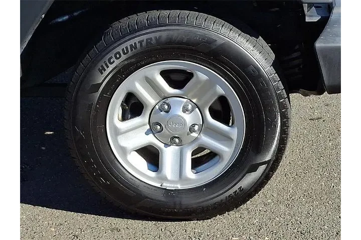 $18800 : Jeep Wrangler JK 2018 4x4 Sp image 8