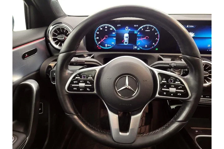 $27998 : Mercedes-Benz A-Class 2022 A image 10