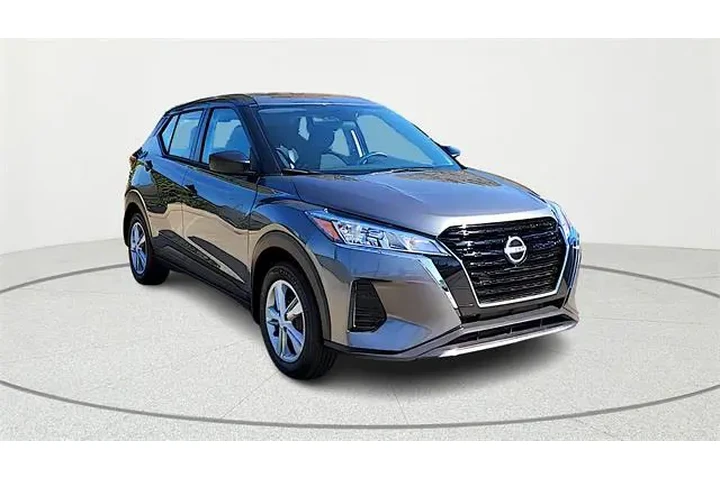 $18697 : Nissan Kicks 2024 S 4dr Cros image 1