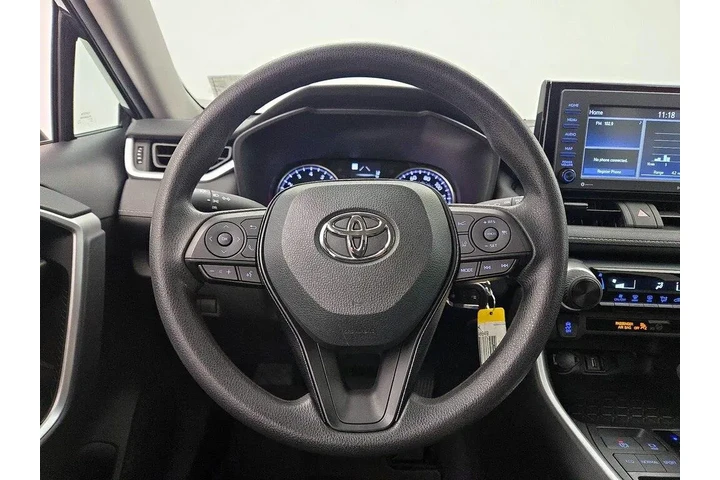 $26998 : Toyota RAV4 2021 LE 4dr SUV image 10