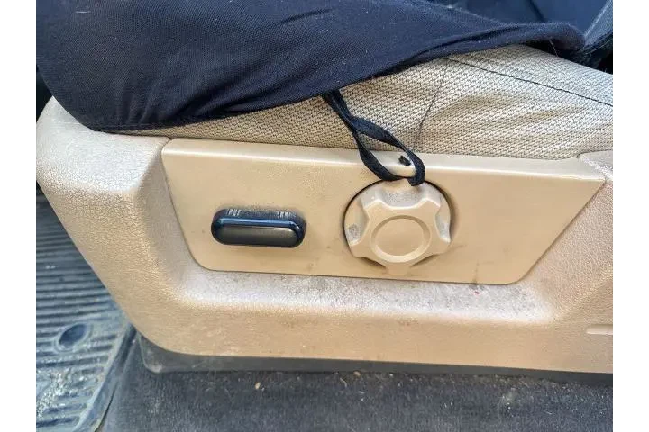 $12500 : Ford F-150 2011 4x2 XLT 4dr image 6