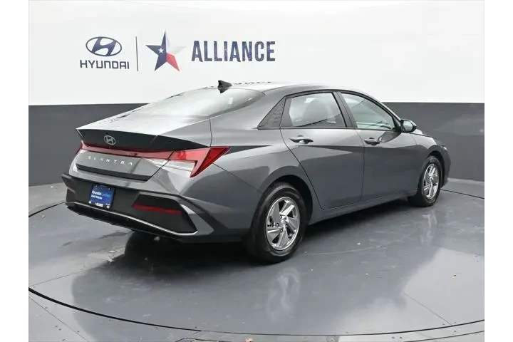 $20171 : Hyundai ELANTRA 2025 SE 4dr image 7