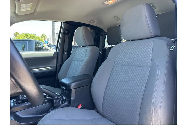 $25997 : 2021 Tacoma 2WD SR image 8