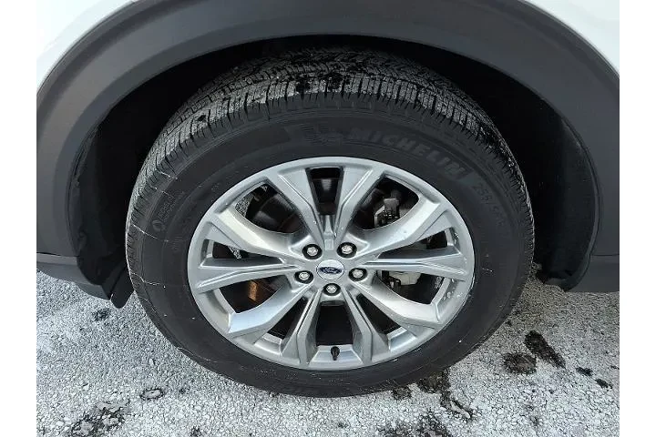 $34997 : Ford Explorer 2023 AWD XLT 4 image 10