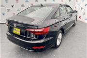 $14995 : Used 2019 Jetta R-Line Auto w thumbnail