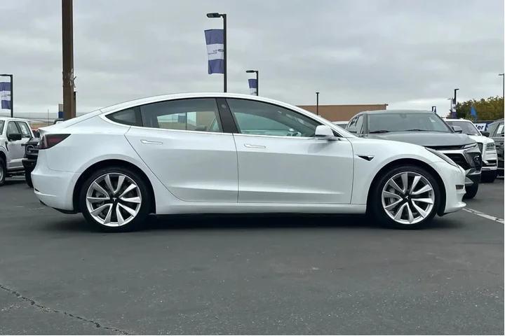 $17250 : Tesla Model 3 2018 AWD Perfo image 8